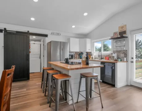 Photo of the kitchen in the Sows on Sixth rental home