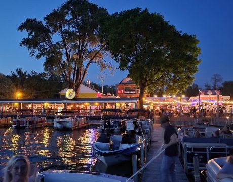 Photo of the back of Papa Boo's restaurant with the boat pier.