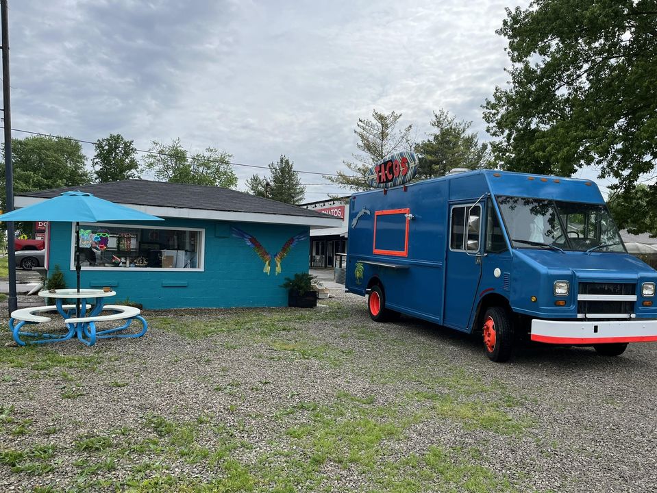 Photo of the front of Two Bros Slushy Bar